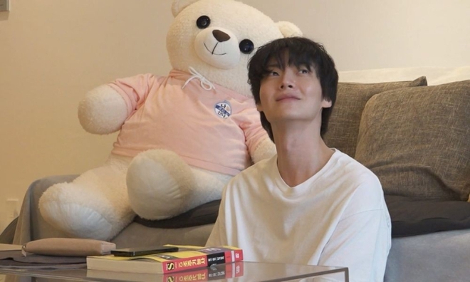 Ahn Jae Hyun hiện sống phụ thuộc vào thực phẩm chức năng, tốn gần 10 triệu mỗi tháng để mua nguồn thực phẩm này