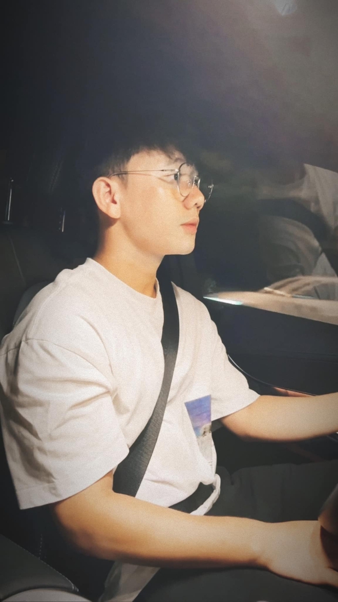 Anh chàng đã xây nhà cho mẹ và có xe hơi riêng