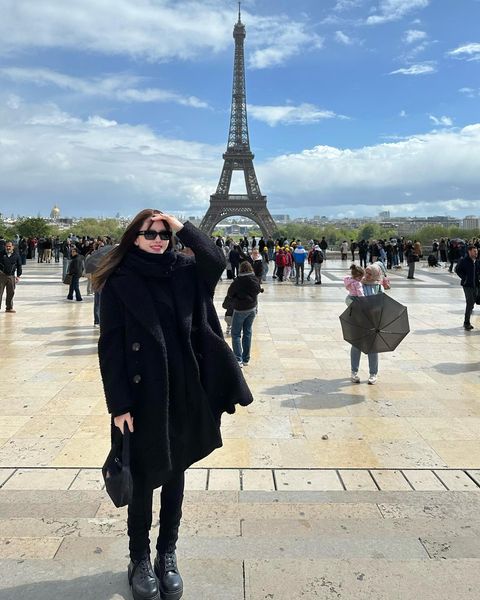 Thiều Bảo Trâm bất ngờ xả kho loạt ảnh tại Pháp