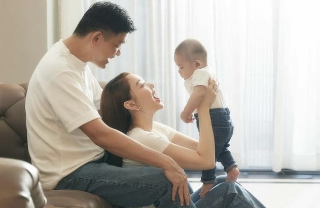 Gia đình nhỏ hạnh phúc của nữ diễn viên Minh Hằng