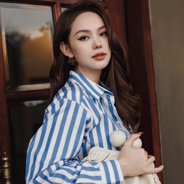 Minh Hằng vẫn là cái tên được quan tâm sau hơn 20 năm hoạt động showbiz