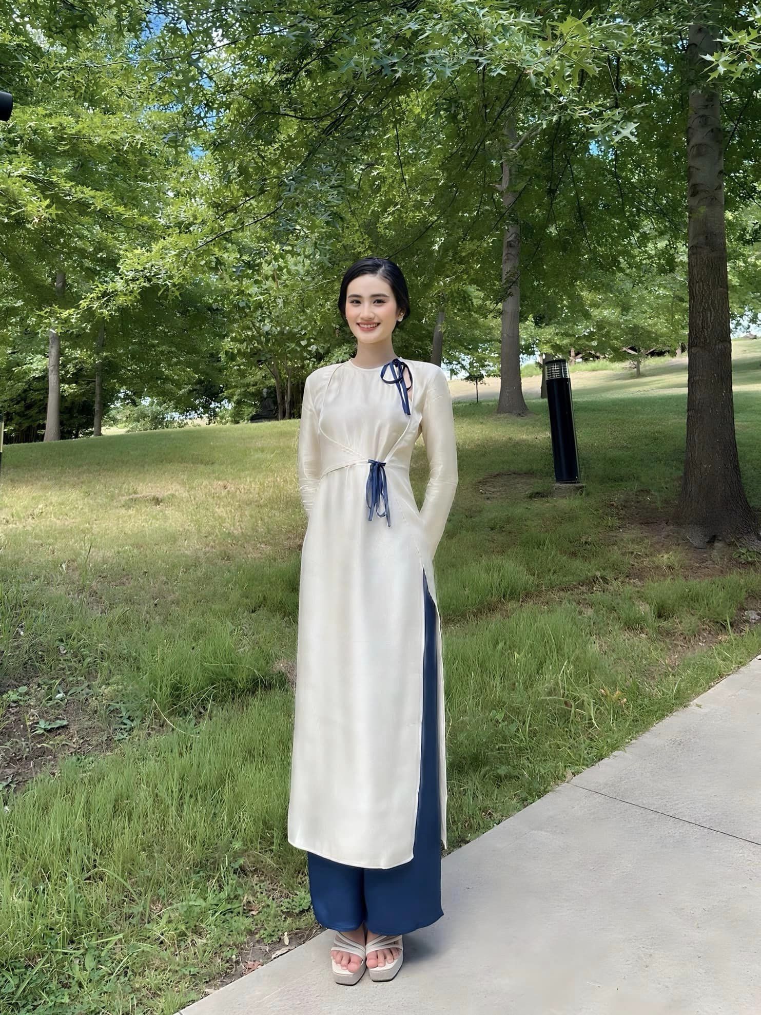 Hoa hậu Ý Nhi dự kiến sẽ học tại Úc trong 2 năm, ngoài thời gian đến trường sẽ tập trung rèn luyện kỹ năng đi thi quốc tế