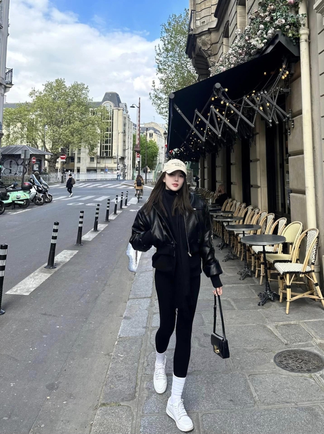 Thiều Bảo Trâm hé lộ loạt ảnh xinh đẹp trên đất Pháp