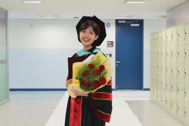 Hà có được nhiều cơ hội nhờ biết ngoại ngữ