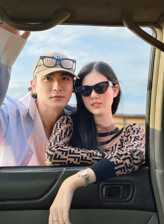 Sau khi trải qua nhiều biến cố trong chuyện tình cảm, ngay trước thềm năm 2024, diễn viên Ngọc Trinh đã chính thức công khai bạn trai mới