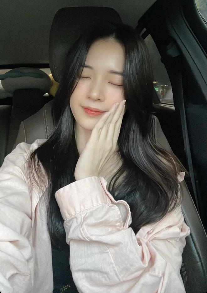 Mới đây, nữ diễn viên cũng khoe đã làm tóc mới, chuẩn bị diện mạo chỉn chu nhất cho ngày trọng đại