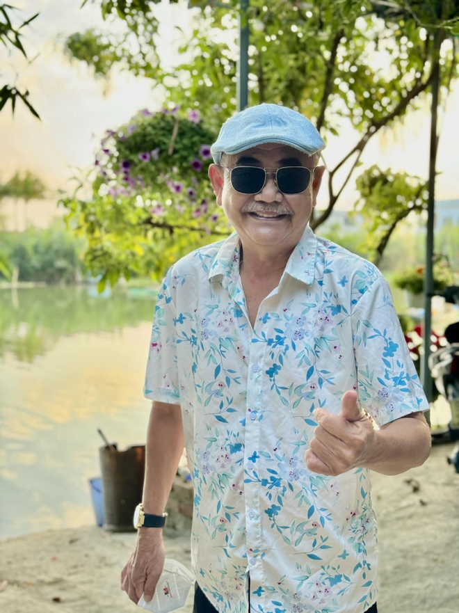 Ở tuổi U70, NSND Việt Anh sống độc thân và vẫn đi diễn, đóng phim