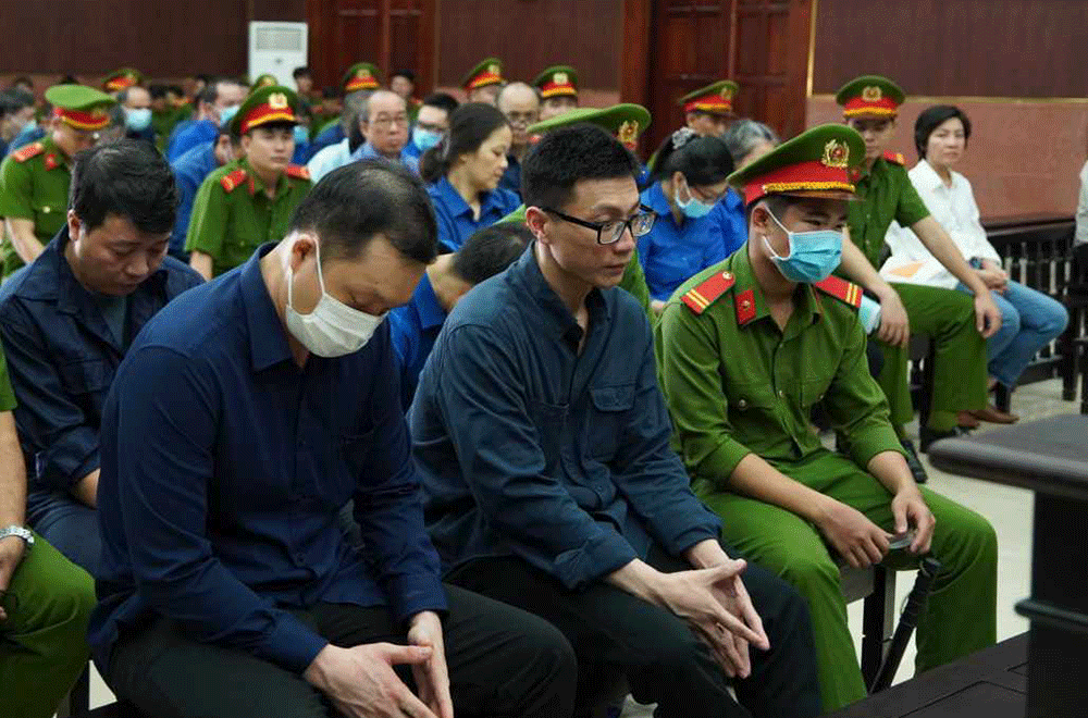 Các bị cáo tại tòa. Ảnh: N.N