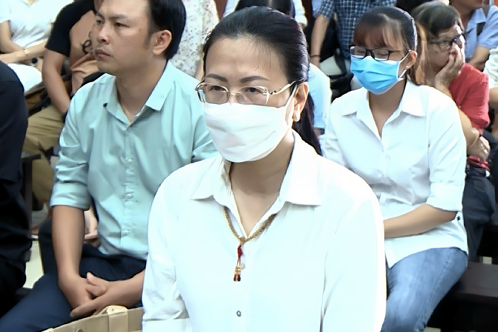 Bị cáo Nguyễn Thị Bích Hạnh. Ảnh: N.N