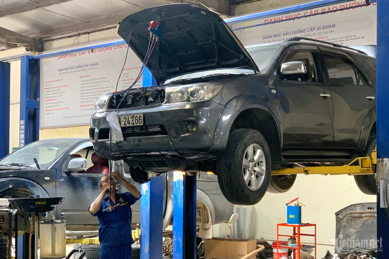 Ô tô có những vấn đề rất đặc trưng khi hoạt động vào mùa nắng nóng, nhất là hệ thống điều hoà. (Ảnh: Hoàng Hiệp)