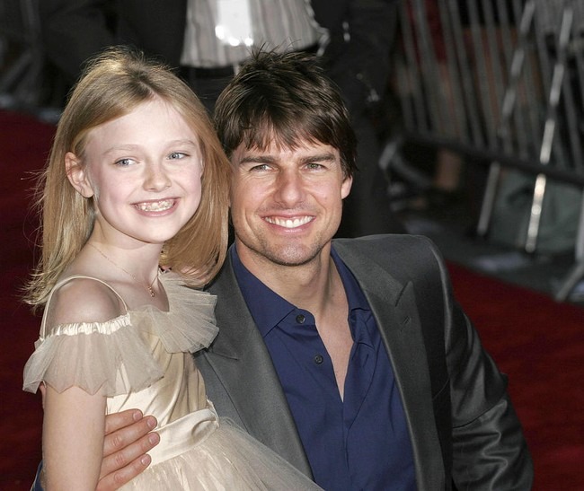 Dakota Fanning cũng rất yêu quý Tom Cruise