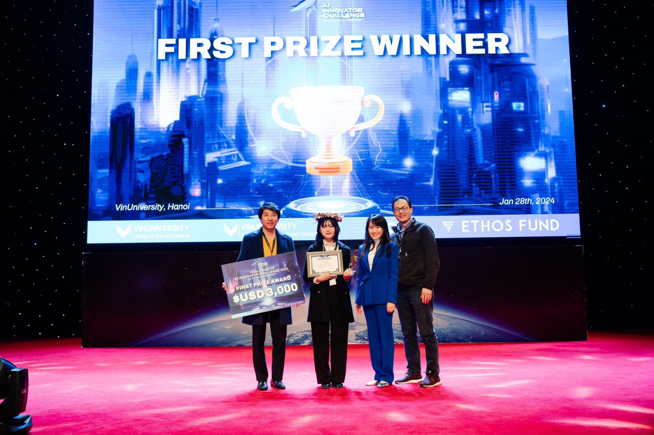 Linh trở thành Quán quân trong cuộc thi AI Innovator Challenge nhờ việc tạo ra một ứng dụng chuyển đổi giọng nói sang ngôn ngữ ký hiệu cho người khiếm thính. 