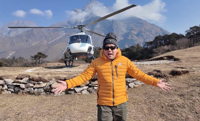 Khoa Pug chinh phục đỉnh núi cao nhất thế giới