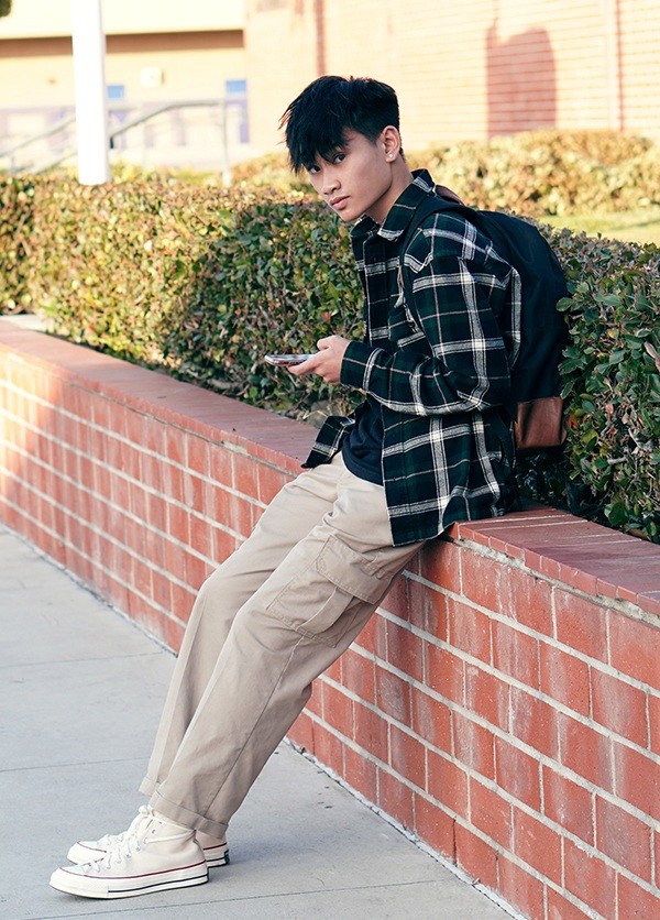 Con trai riêng của Kim Hiền nay đã cao lớn. Cậu bé hiện đã vượt mốc 1m85 và sở hữu vẻ ngoài ưa nhìn