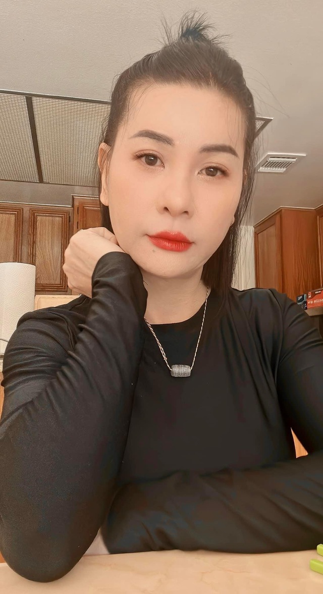 Nữ diễn viên 7x khẳng định sức khoẻ hiện tại vẫn đang tốt. Cô thấy thương và lo cho khán giả vì liên tục thấy những tin sai sự thật