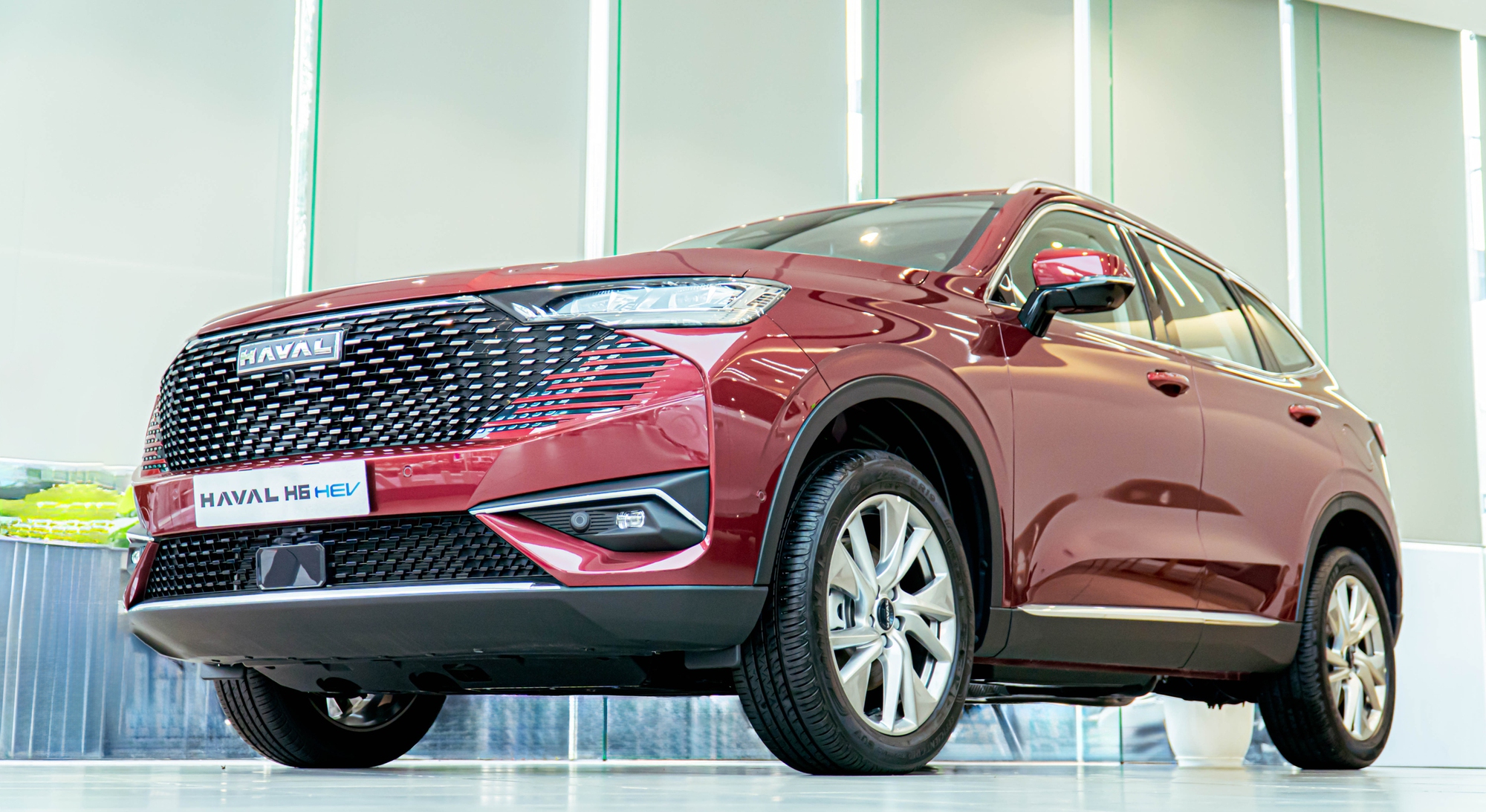 Haval H6 sở hữu hàm lượng công nghệ ngang ngửa phiên bản cao cấp nhất của các mẫu SUV hạng C.