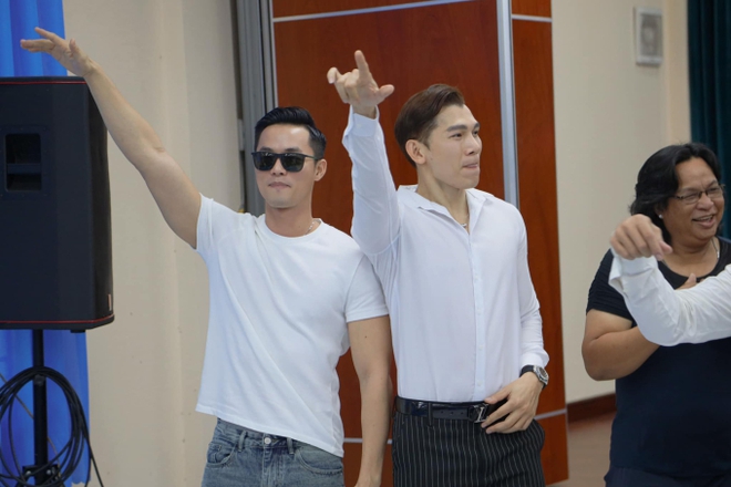 Thời gian qua, cả hai như hình với bóng xuất hiện ở nhiều sự kiện lẫn cuộc sống đời thường