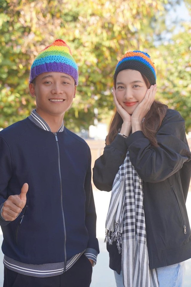 Năm 2022, Thùy Tiên và Quang Linh bắt đầu hợp tác thực hiện các dự án thiện nguyện