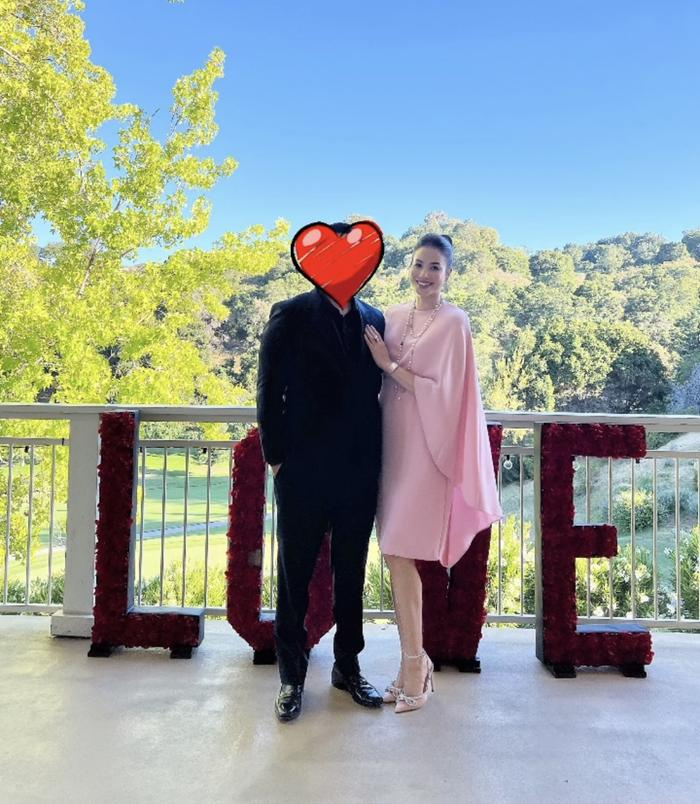 Phạm Hương có cuộc sống viên mãn bên chồng đại gia tại Mỹ