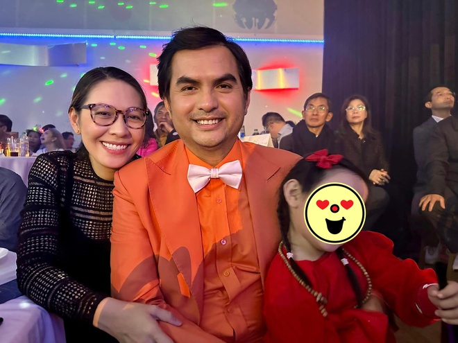 Hiện tại, Bình Phương đang ở Mỹ và được nhiều bạn bè, người thân hỗ trợ để chuẩn bị tổ chức tang lễ cho nam diễn viên