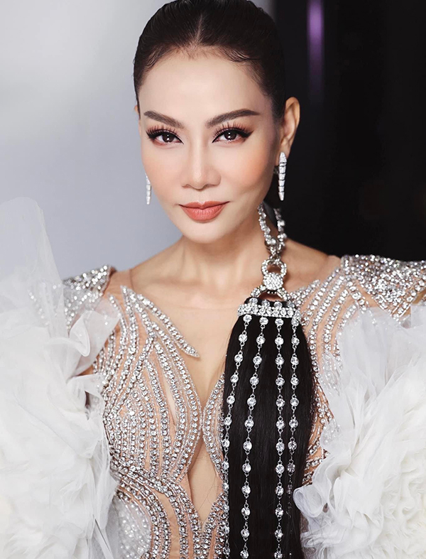 Thu Minh bất ngờ bị 