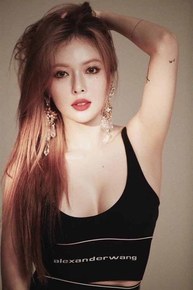 Hyuna vấp phải sự chỉ trích dữ dội từ công chúng sau khi bộ phim tài liệu về bê bối Burning Sun được BBC phát hành gây dậy sóng dư luận những ngày qua