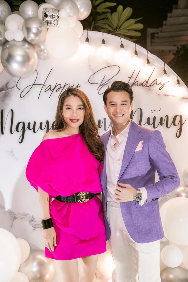 Cặp đôi vướng tin rạn nứt tình cảm vì không cập nhật hình ảnh hay nhắc đến nhau trong những dịp đặc biệt vừa qua