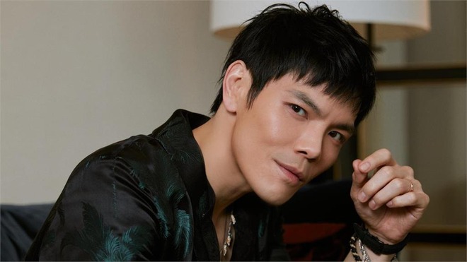 Hướng Tả chỉ trích và gay gắt phản đối việc Seungri sang Hong Kong (Trung Quốc)