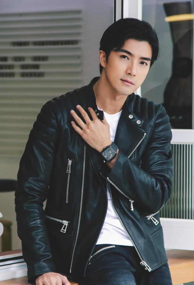 Hạ Quân Tường bị cảnh sát khám nhà khẩn cấp vào sáng 24/5