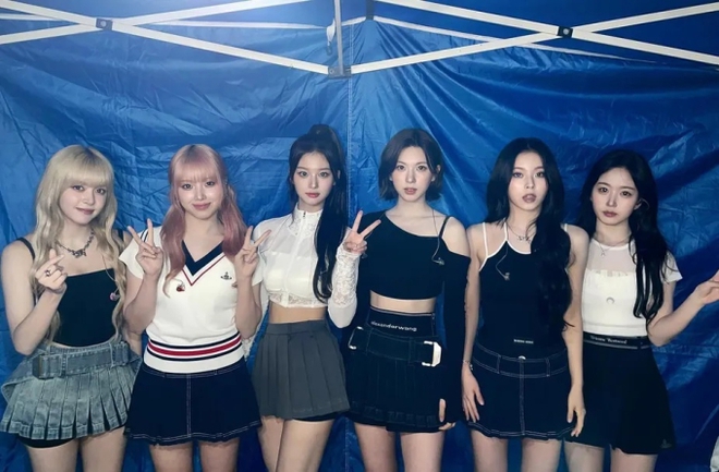 NMIXX hát live toàn bộ khi đi lưu diễn quanh các trường đại học