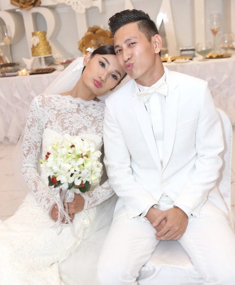 Cô từng lên tiếng bênh vực ông xã khi vướng tin đồn về giới tính