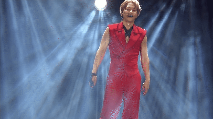 Xiumin liên tục nói cám ơn, bày tỏ cực kì muốn tổ chức concert tại Việt Nam