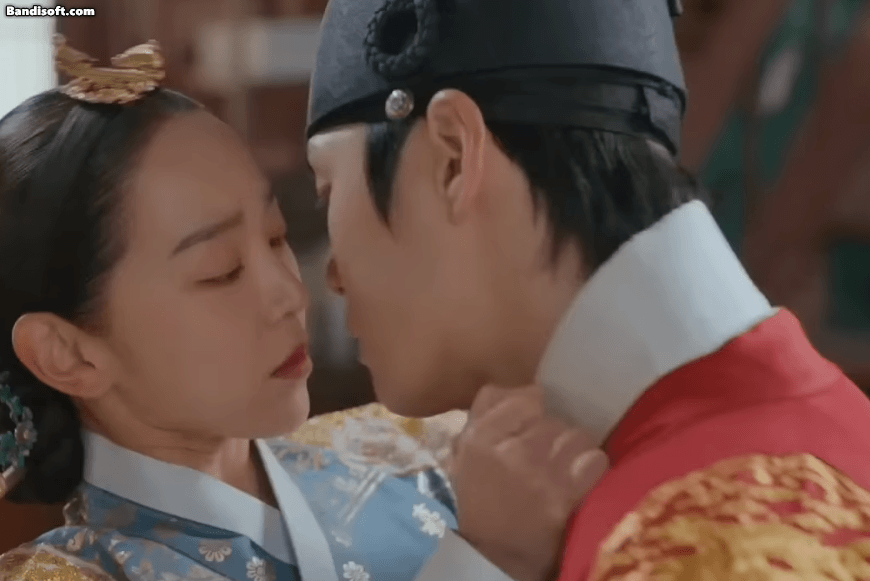 Bộ phim này hài hước nhưng không thiếu những phân cảnh xúc động. Trên Mydramalist, phim được chấm 9/10 điểm.