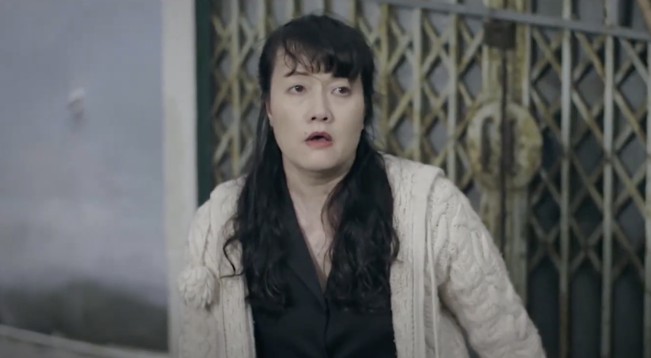 Vân Dung khẳng định phụ nữ không ai có thể yêu thích vai người mẹ tệ bạc như bà Thư.