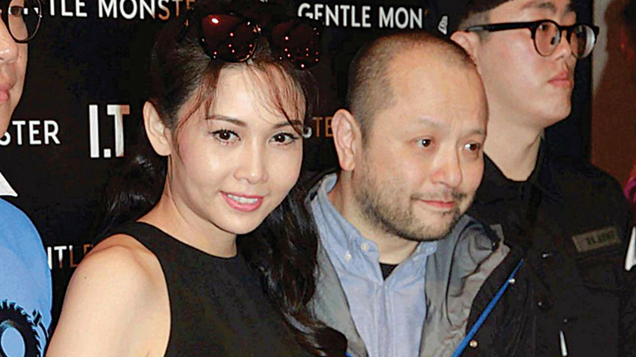 Khâu Thục Trinh được chồng chiều chuộng như công chúa.