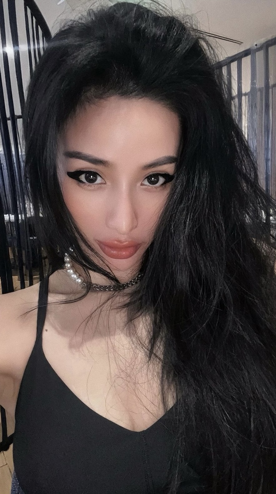 Vẻ ngoài cuốn hút, trẻ trung của Meo Meo giúp cô giữ được sức hút sau bao năm