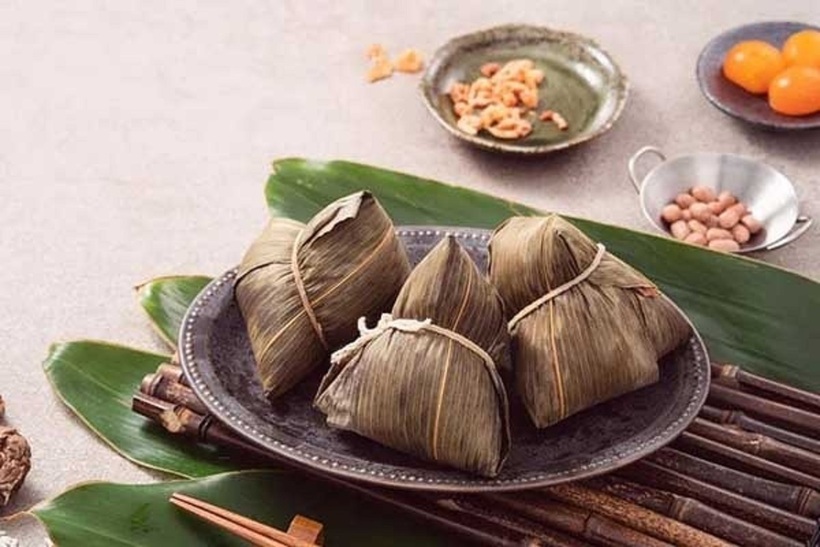 Mâm cúng Tết Đoan Ngọ miền Nam. Ảnh minh họa