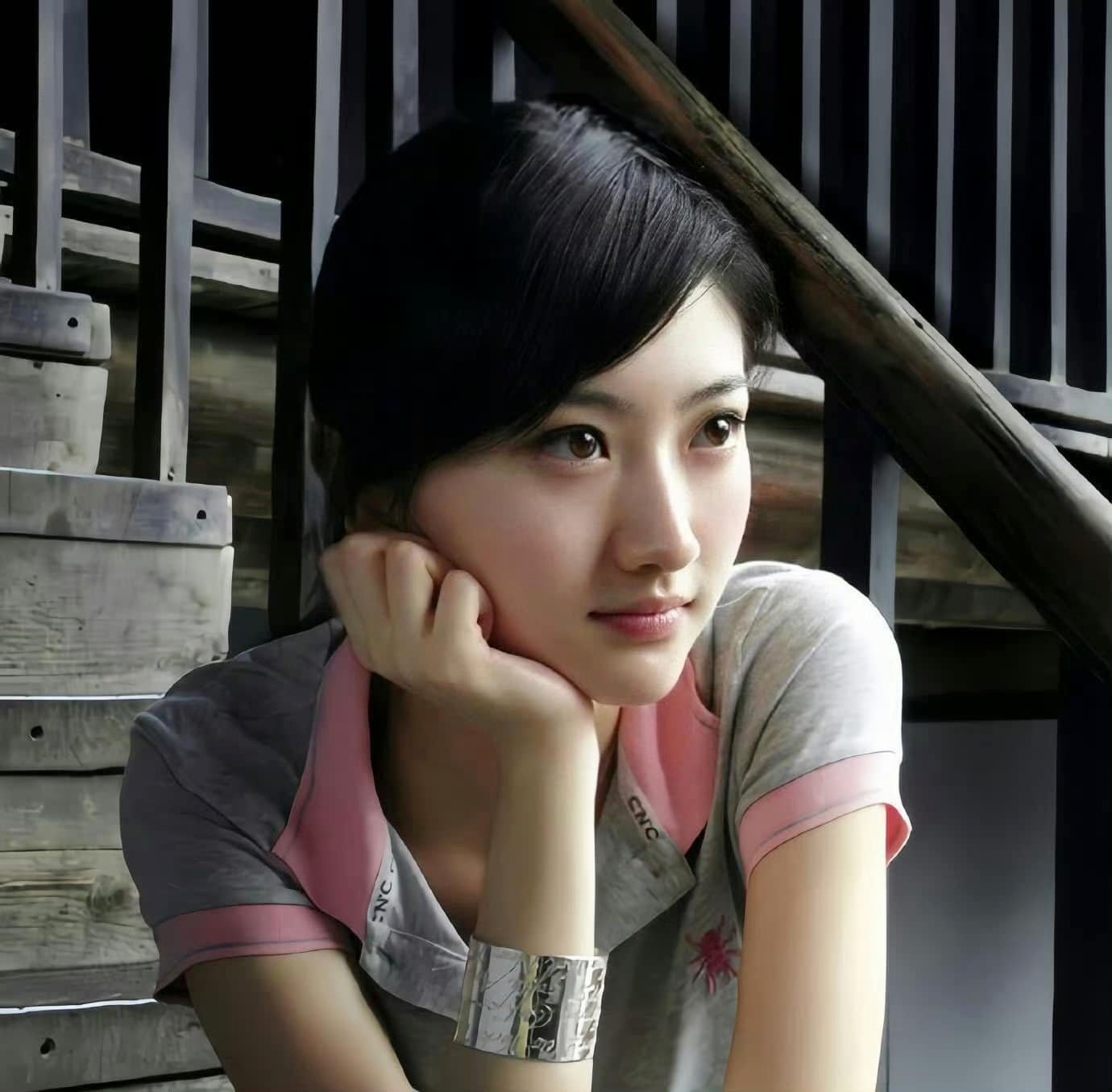 Nhan sắc Cảnh Điềm khi còn trẻ nổi tiếng Cbiz.