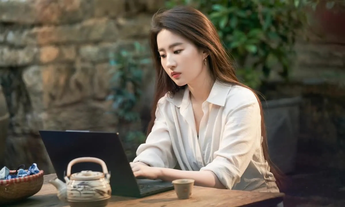 Lưu Diệc Phi trẻ đẹp đáng ngưỡng mộ trong phim 