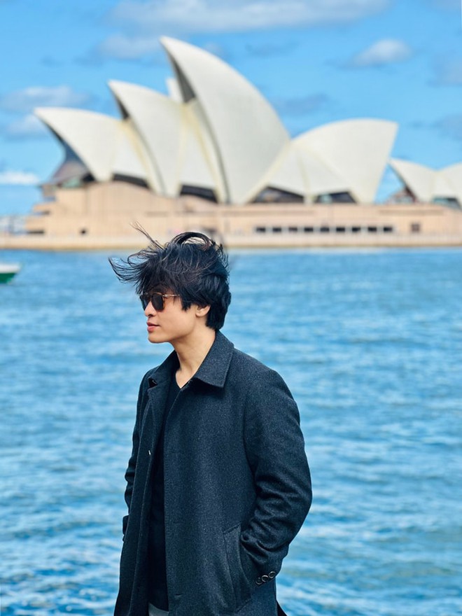 Hà Anh Tuấn tại Sydney Opera House, nhà hát biểu tượng của thế giới.