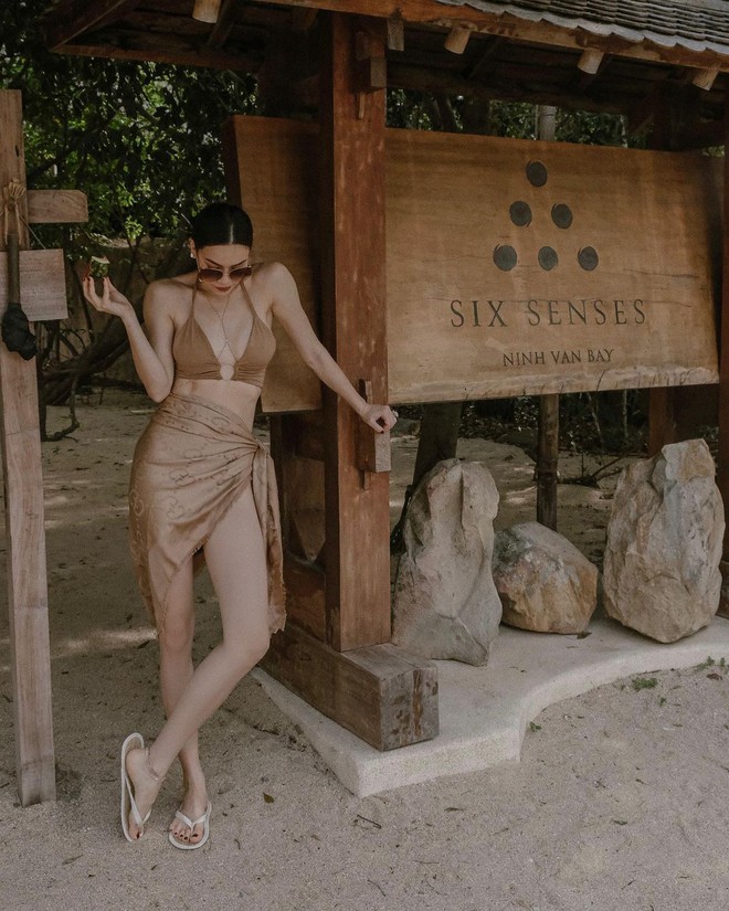 Tương tự như set đồ trên, 