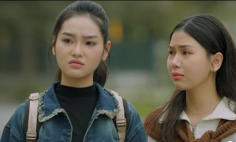 Đông buồn bã tâm sự với đàn em.