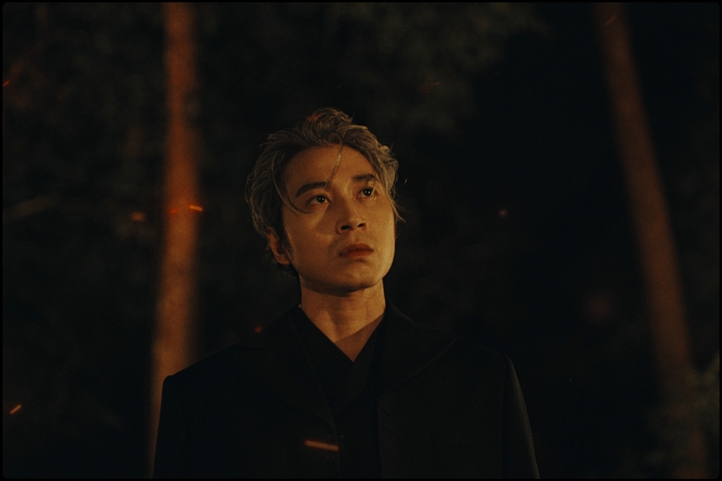 Một số hình ảnh từ MV Nhật Ký Vào Đời.