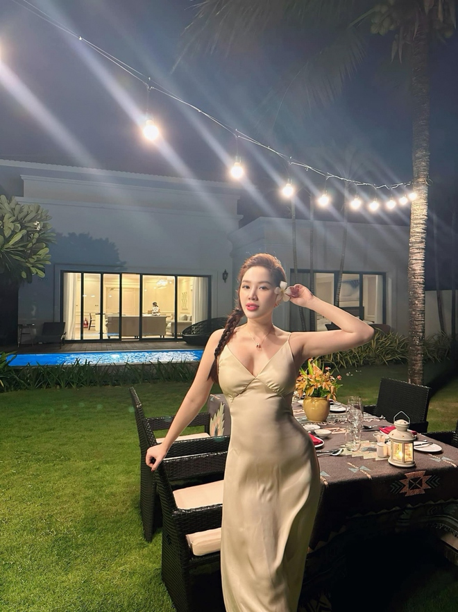 Là ca sĩ thành công với dòng nhạc teen-pop từng gây bão Vbiz, Bảo Thy từng bước khẳng định vị thế của mình. Sau hơn 1 thập kỉ hoạt động nghệ thuật, Bảo Thy tạm dừng sự nghiệp để lên xe hoa cùng ông xã doanh nhân Phan Lĩnh vào năm 2019. Kể từ đó, giọng ca 