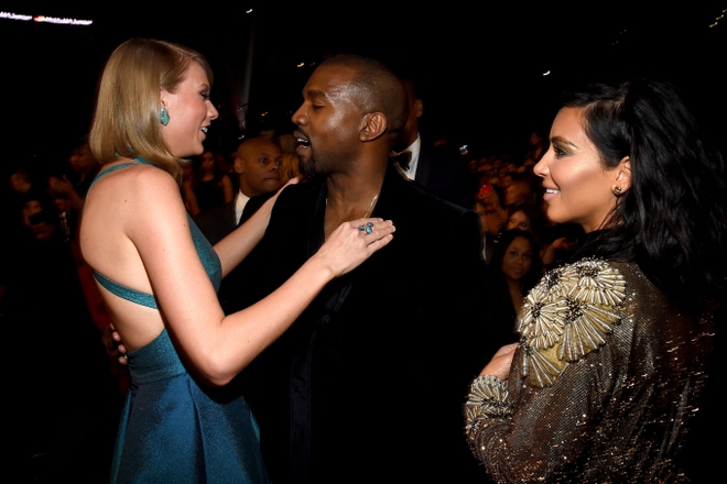 Taylor Swift và Kim Kardashian tưởng đã làm hòa vào năm 2019 nhưng sau đó, toàn bộ cuộc điện thoại không bị cắt ghép được tung lên mạng, và dư luận hoàn toàn đảo chiều.