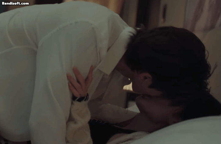 Song Kang và Kim Yoo Jung có nhiều phân cảnh ngọt ngào trong 