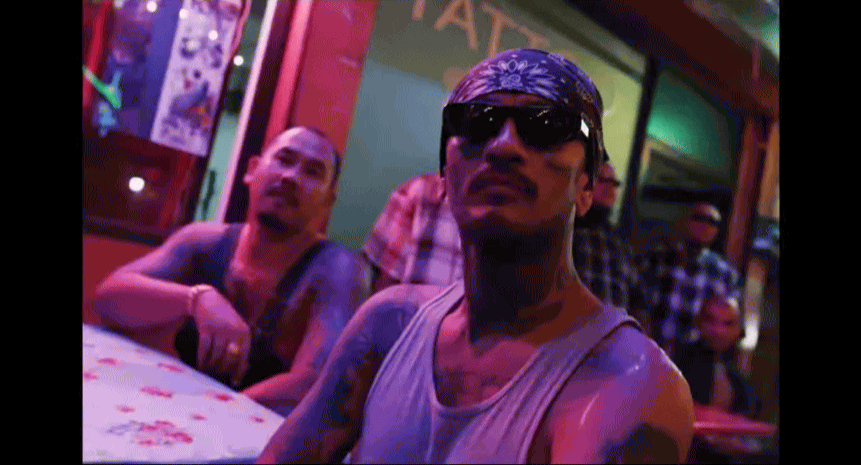 Hàng loạt những khung cảnh quen thuộc của Thái Lan được Lisa đưa vào MV