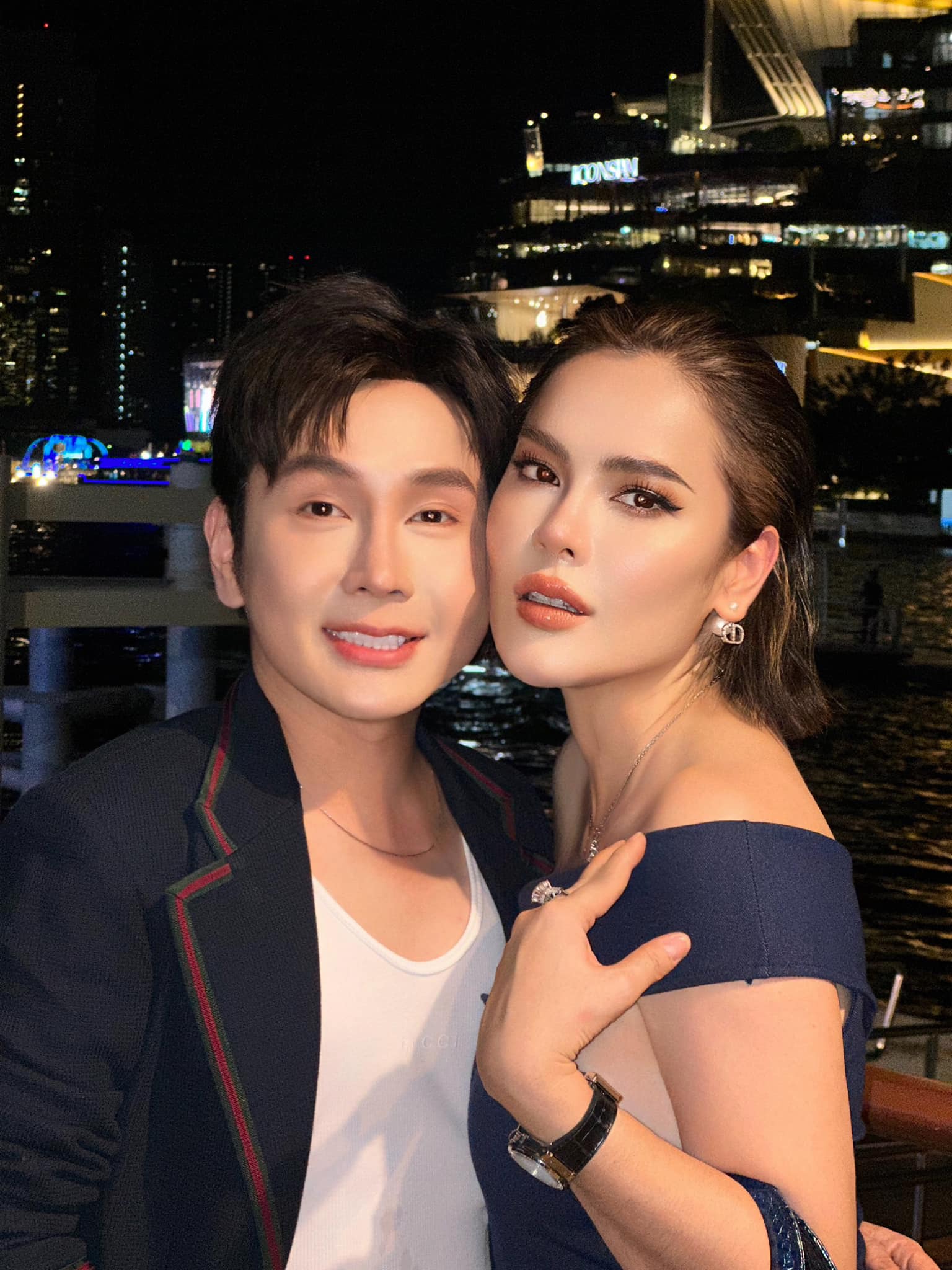 Dù chưa chính thức một lần nói lời yêu với Hoa hậu Phương Lê nhưng Vũ Luân khẳng định, anh muốn thể hiện tình yêu ấy bằng hành động, bằng tấm lòng hơn là lời nói.