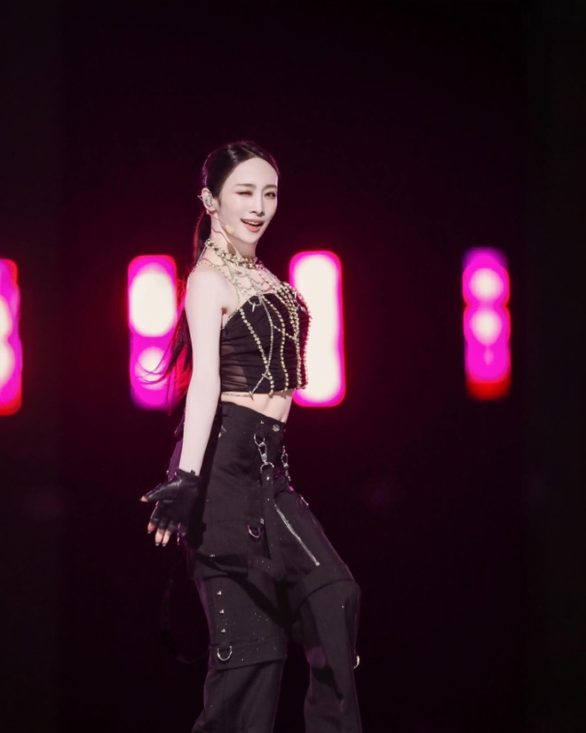 Việc cựu thành viên KARA - Nicole trượt suất thành đoàn chắc sẽ gây sốc cho nhiều người