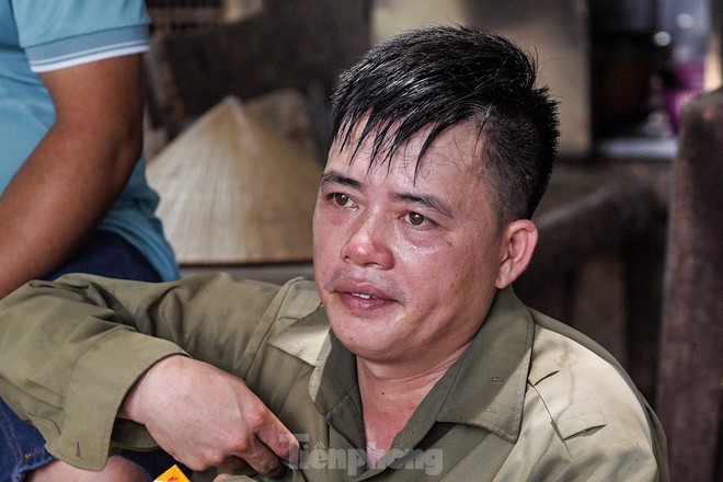 Anh Đoạn (Phu bốc vác ở bến xe Mỹ Đình) cho biết: 